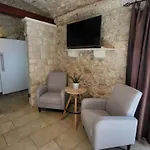 Stone House Didini Dvori *
