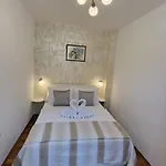Stone House Didini Dvori Apartman Lumbarda