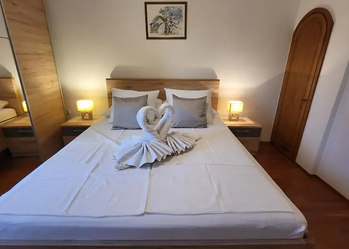 Stone House Didini Dvori 公寓 鲁巴达