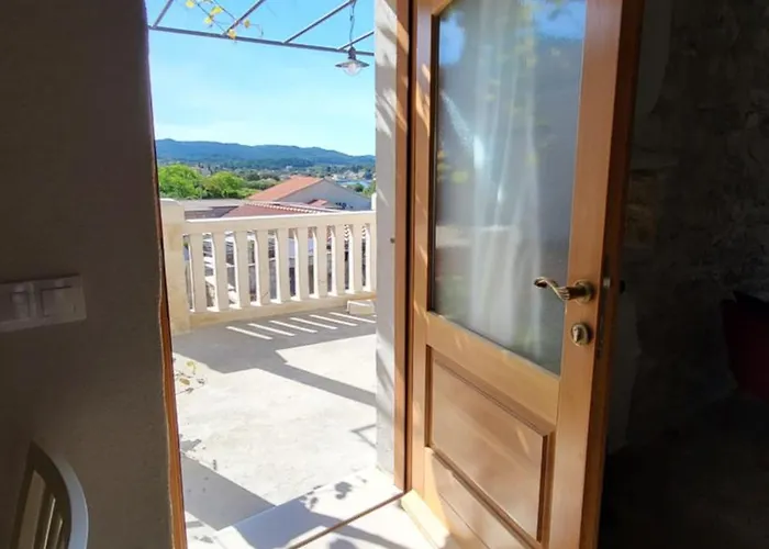 公寓 Stone House Didini Dvori 鲁巴达