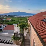 Stone House Didini Dvori *