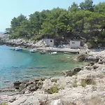 Stone House Didini Dvori *