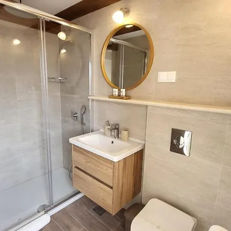 Daire Stone House Didini Dvori *