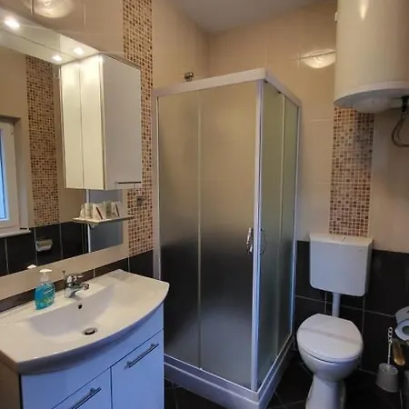 Stone House Didini Dvori