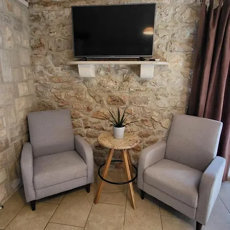 Stone House Didini Dvori Apartament *