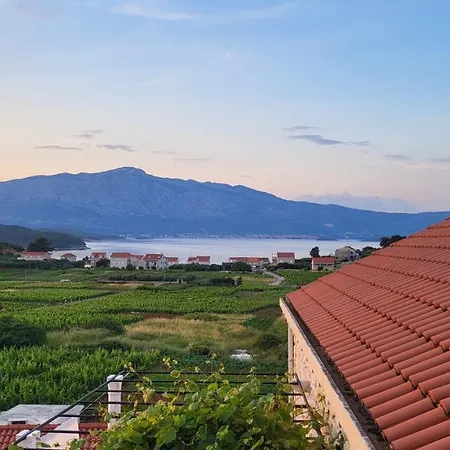 Stone House Didini Dvori Daire Lumbarda