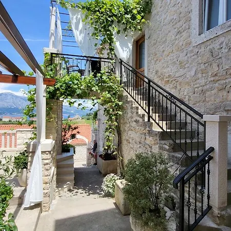 Stone House Didini Dvori Apartament *
