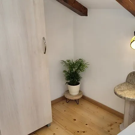 Stone House Didini Dvori Apartament