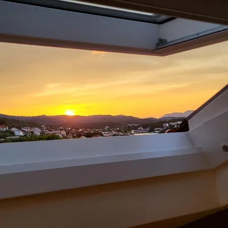 Stone House Didini Dvori *