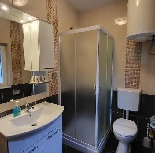 Stone House Didini Dvori