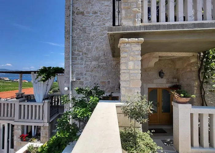 Appartement Stone House Didini Dvori Lumbarda